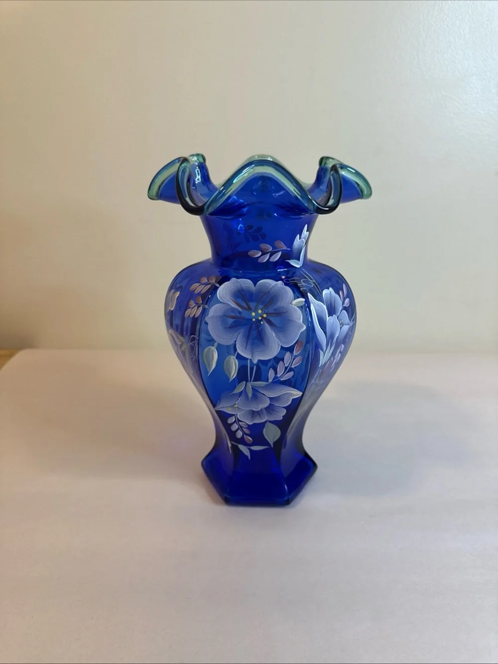 FENTON ART GLASS COLBALT BLUE 75TH ANNIVERSARY 1998 HAND PAINTED FLOWERS VASE